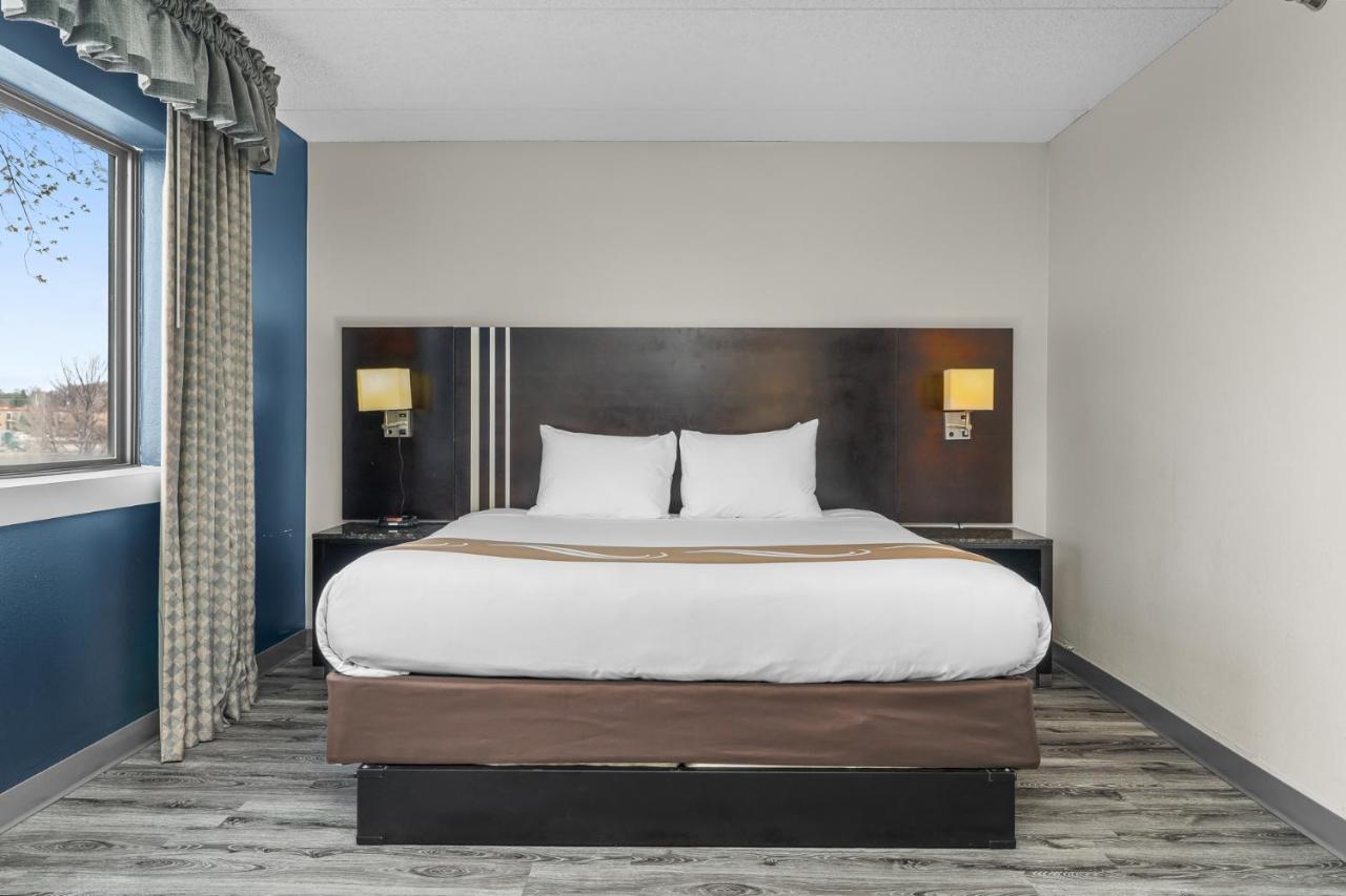 Quality Inn & Suites Mall Of America - Msp Airport Bloomington Extérieur photo