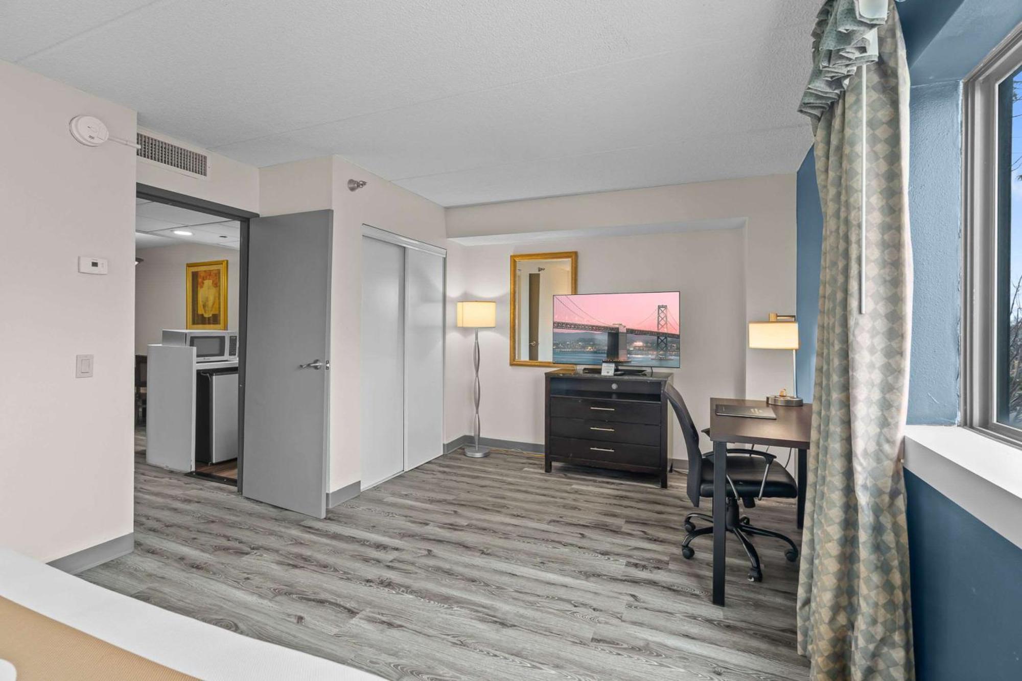 Quality Inn & Suites Mall Of America - Msp Airport Bloomington Extérieur photo