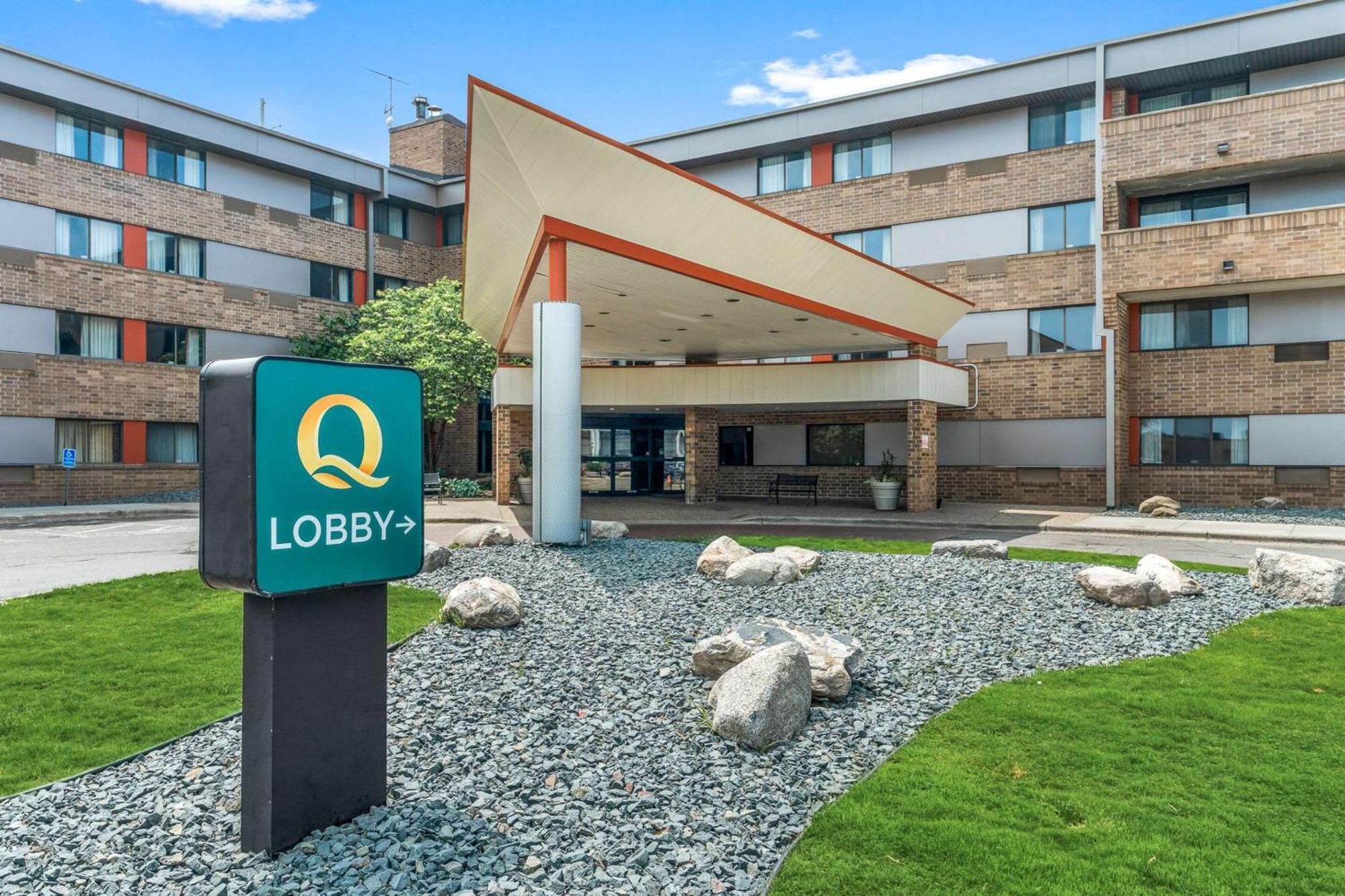 Quality Inn & Suites Mall Of America - Msp Airport Bloomington Extérieur photo