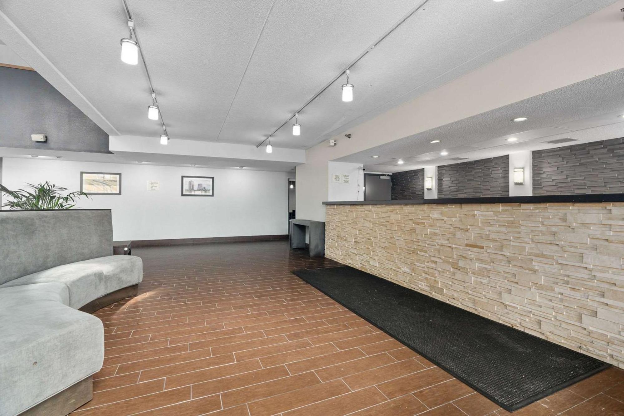 Quality Inn & Suites Mall Of America - Msp Airport Bloomington Extérieur photo
